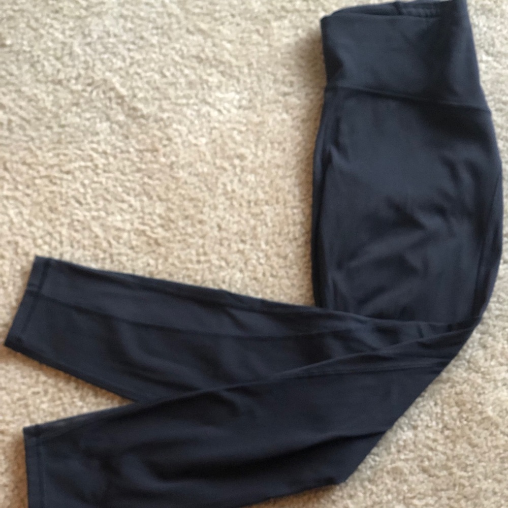 Lululemon black 7/8 leggings